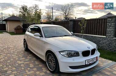 Хетчбек BMW 1 Series 2008 в Києві
