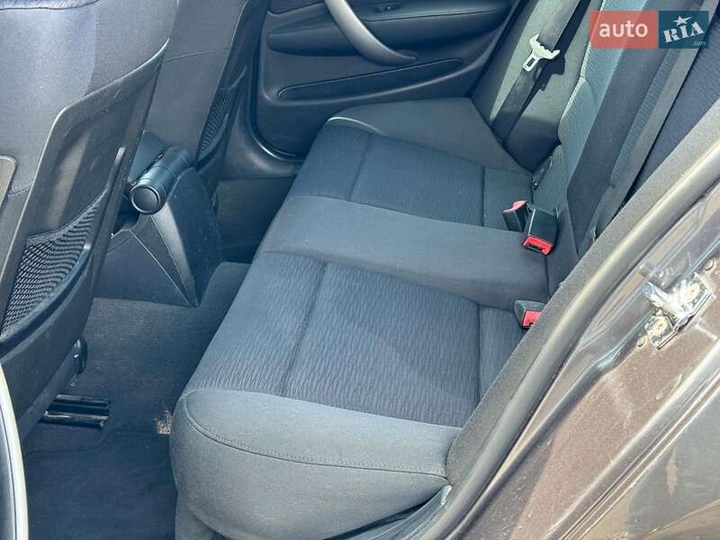 Хэтчбек BMW 1 Series 2007 в Виннице фото 19 Хэтчбек BMW 1 Series 2007 в Виннице