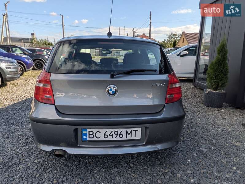 Хэтчбек BMW 1 Series 2010 в Львове