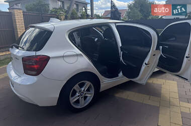 Хэтчбек BMW 1 Series 2012 в 