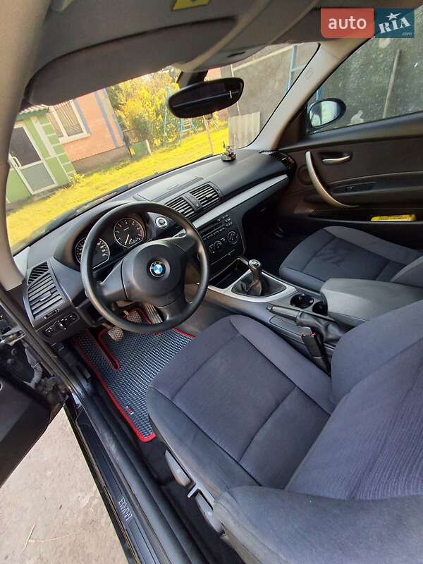 Хэтчбек BMW 1 Series 2007 в Хмельницком фото 10 Хэтчбек BMW 1 Series 2007 в Хмельницком