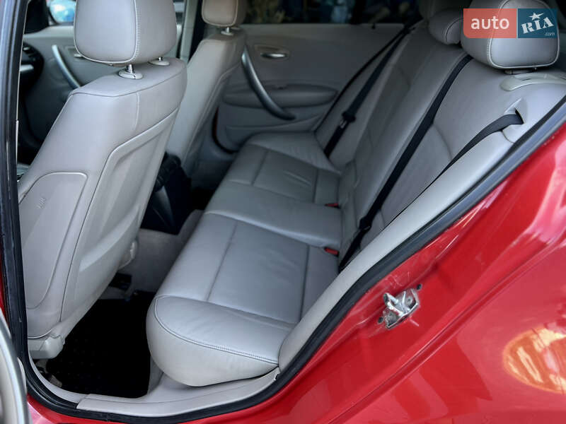 Хэтчбек BMW 1 Series 2005 в Одессе фото 8 Хэтчбек BMW 1 Series 2005 в Одессе