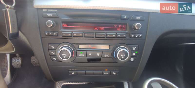 Хэтчбек BMW 1 Series 2009 в Каменском