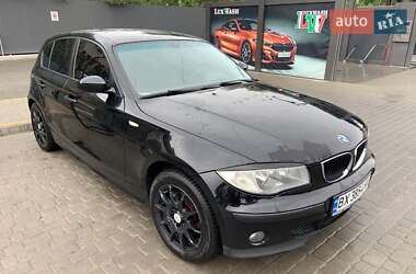 Хэтчбек BMW 1 Series 2005 в Винниках