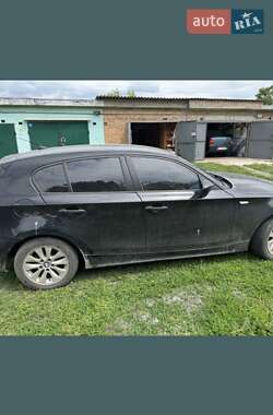 Хетчбек BMW 1 Series 2005 в 