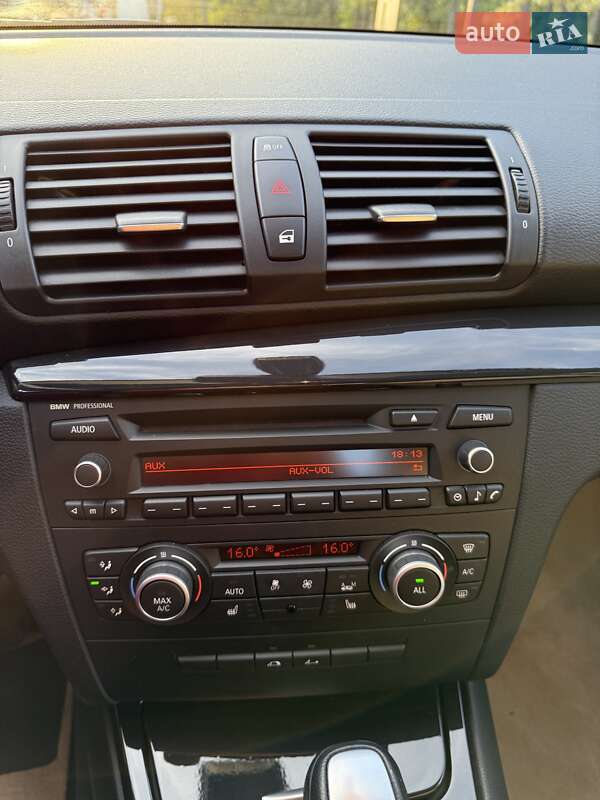 Кабриолет BMW 1 Series 2013 в Киеве фото 38 Кабриолет BMW 1 Series 2013 в Киеве