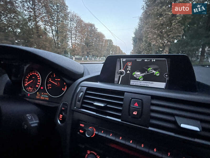 Хетчбек BMW 1 Series 2014 в Хмільнику