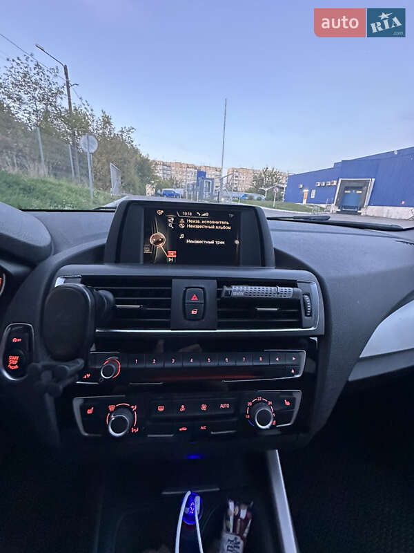 Хэтчбек BMW 1 Series 2017 в Львове