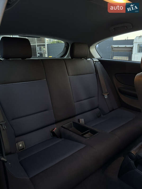 Хэтчбек BMW 1 Series 2007 в Василькове