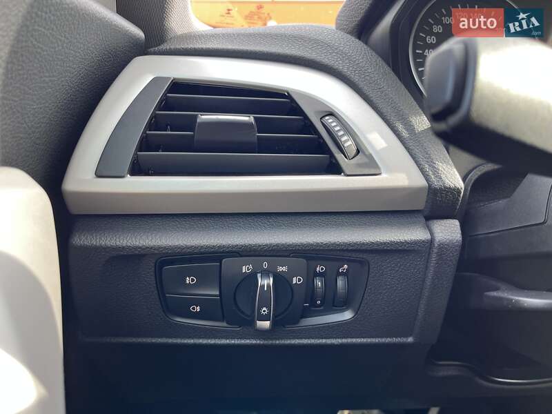 Хетчбек BMW 1 Series 2017 в Харкові фото 23 Хетчбек BMW 1 Series 2017 в Харкові