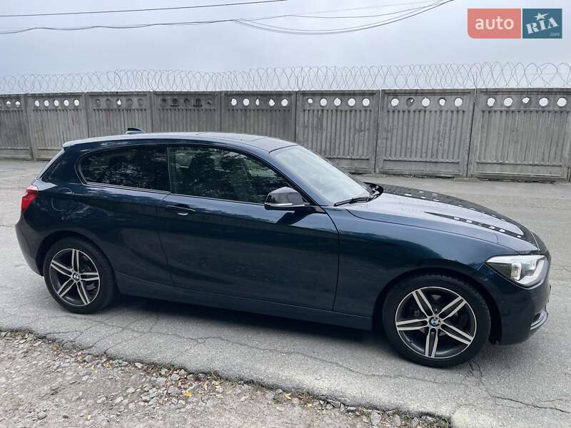 Хэтчбек BMW 1 Series 2014 в 
