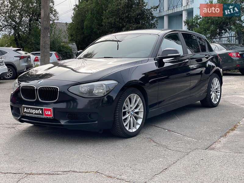 Хэтчбек BMW 1 Series 2012 в Киеве