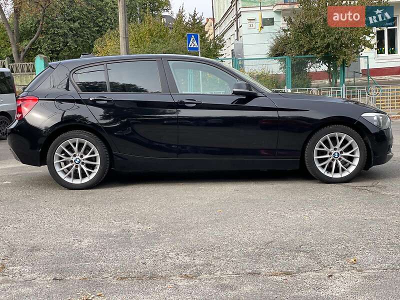 Хэтчбек BMW 1 Series 2012 в Киеве