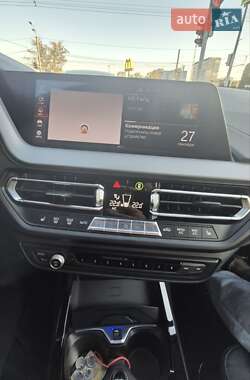 Хэтчбек BMW 1 Series 2020 в 
