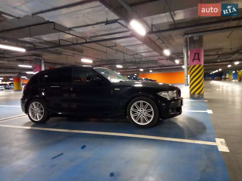 Хэтчбек BMW 1 Series 2006 в Луцке фото 2 Хэтчбек BMW 1 Series 2006 в Луцке