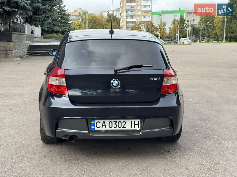 Хетчбек BMW 1 Series 2006 в Рівному фото 10 Хетчбек BMW 1 Series 2006 в Рівному