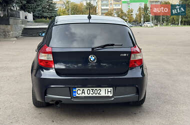 Хэтчбек BMW 1 Series 2006 в 