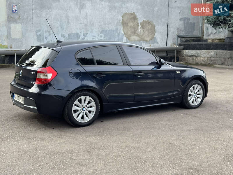 Хетчбек BMW 1 Series 2006 в Рівному фото 13 Хетчбек BMW 1 Series 2006 в Рівному
