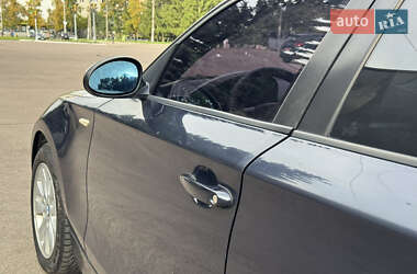 Хэтчбек BMW 1 Series 2006 в 