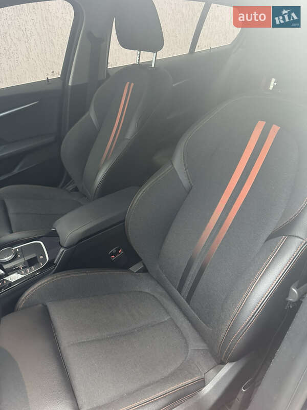 Хэтчбек BMW 1 Series 2021 в Барановке
