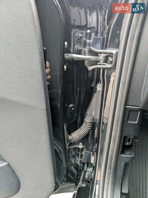 Хэтчбек BMW 1 Series 2006 в Житомире фото 33 Хэтчбек BMW 1 Series 2006 в Житомире