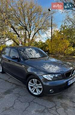 Хэтчбек BMW 1 Series 2006 в Запорожье