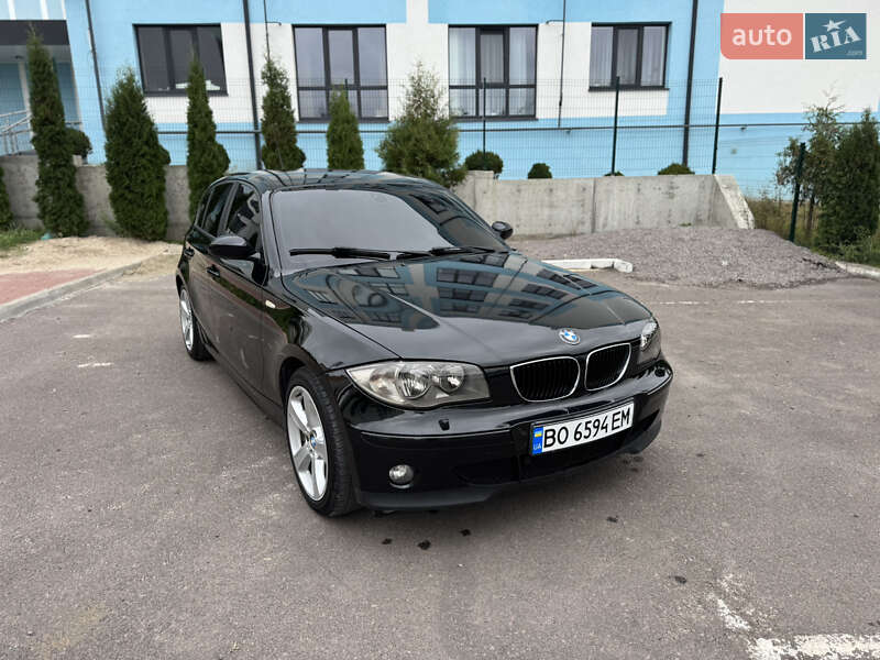 Хэтчбек BMW 1 Series 2005 в Ровно
