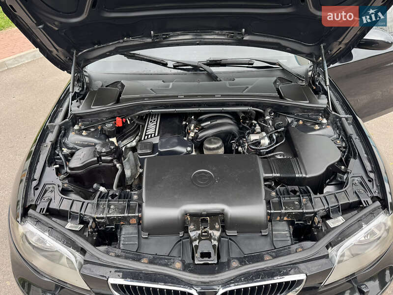 Хэтчбек BMW 1 Series 2005 в Ровно