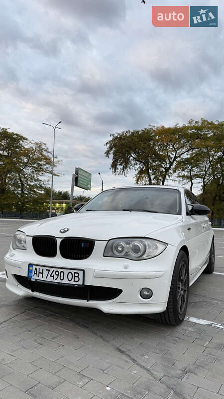 Хэтчбек BMW 1 Series 2006 в Одессе фото 3 Хэтчбек BMW 1 Series 2006 в Одессе