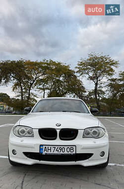 Хэтчбек BMW 1 Series 2006 в  фото 6 Хэтчбек BMW 1 Series 2006 в