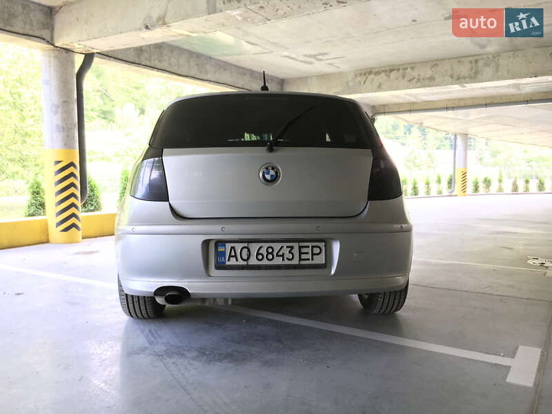 Хэтчбек BMW 1 Series 2009 в Ужгороде фото 6 Хэтчбек BMW 1 Series 2009 в Ужгороде