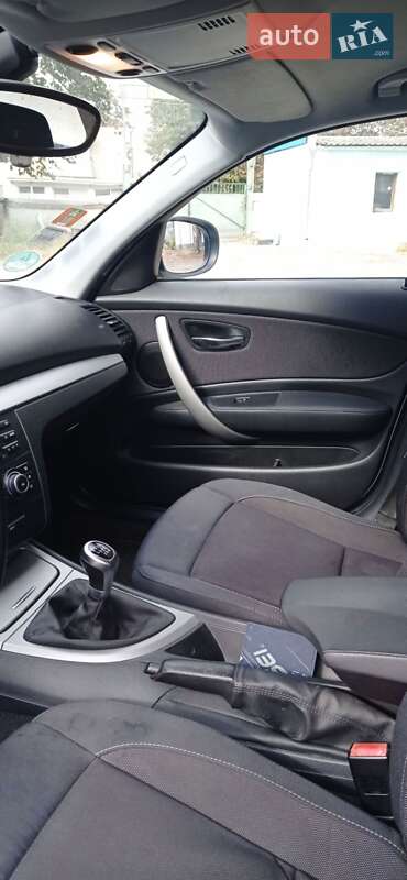 Хэтчбек BMW 1 Series 2009 в Лубнах