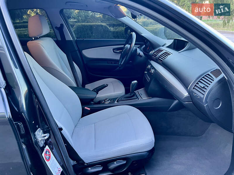 Хэтчбек BMW 1 Series 2010 в Тульчине фото 29 Хэтчбек BMW 1 Series 2010 в Тульчине