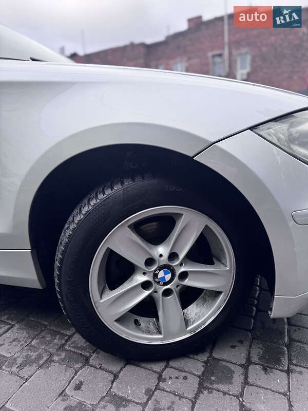 Хэтчбек BMW 1 Series 2010 в Днепре фото 8 Хэтчбек BMW 1 Series 2010 в Днепре