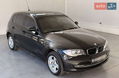 Хэтчбек BMW 1 Series 2009 в 