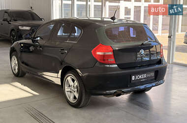 Хэтчбек BMW 1 Series 2009 в 