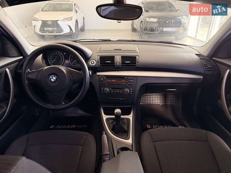 Хетчбек BMW 1 Series 2009 в Одесі фото 19 Хетчбек BMW 1 Series 2009 в Одесі