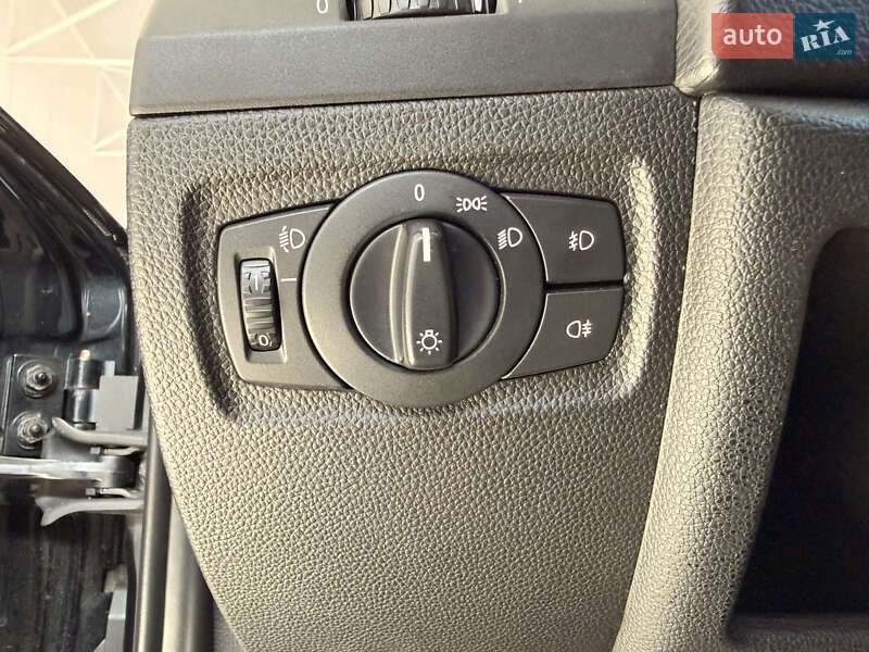 Хетчбек BMW 1 Series 2009 в Одесі фото 26 Хетчбек BMW 1 Series 2009 в Одесі