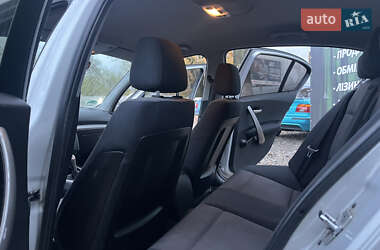 Хэтчбек BMW 1 Series 2005 в  фото 13 Хэтчбек BMW 1 Series 2005 в
