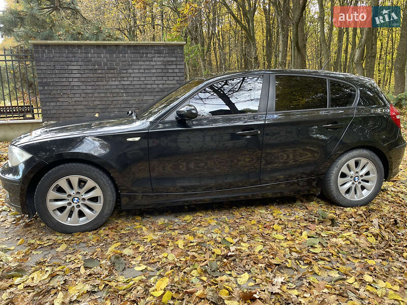 Хэтчбек BMW 1 Series 2007 в Львове фото 4 Хэтчбек BMW 1 Series 2007 в Львове