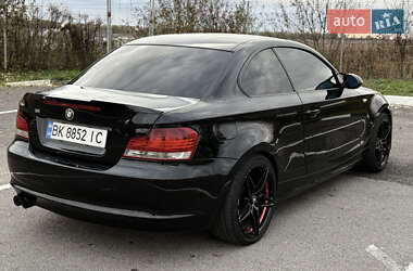 Купе BMW 1 Series 2008 в 