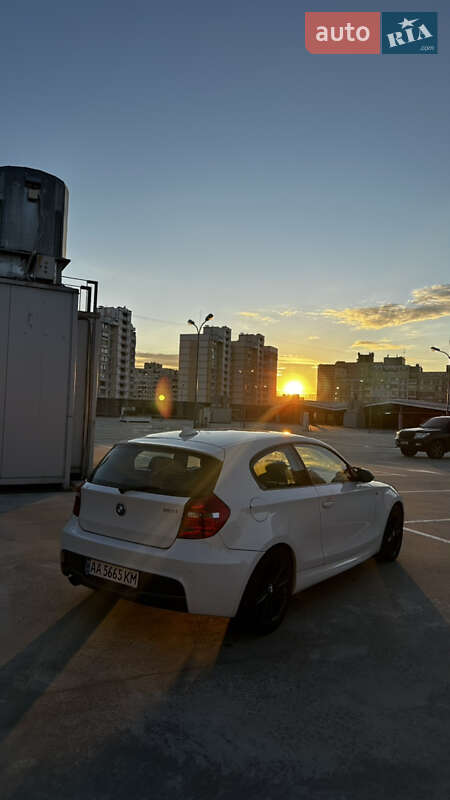 Хэтчбек BMW 1 Series 2008 в Киеве