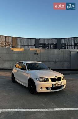 Хэтчбек BMW 1 Series 2008 в Киеве
