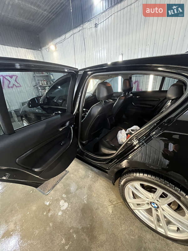 Хетчбек BMW 1 Series 2011 в Києві фото 7 Хетчбек BMW 1 Series 2011 в Києві