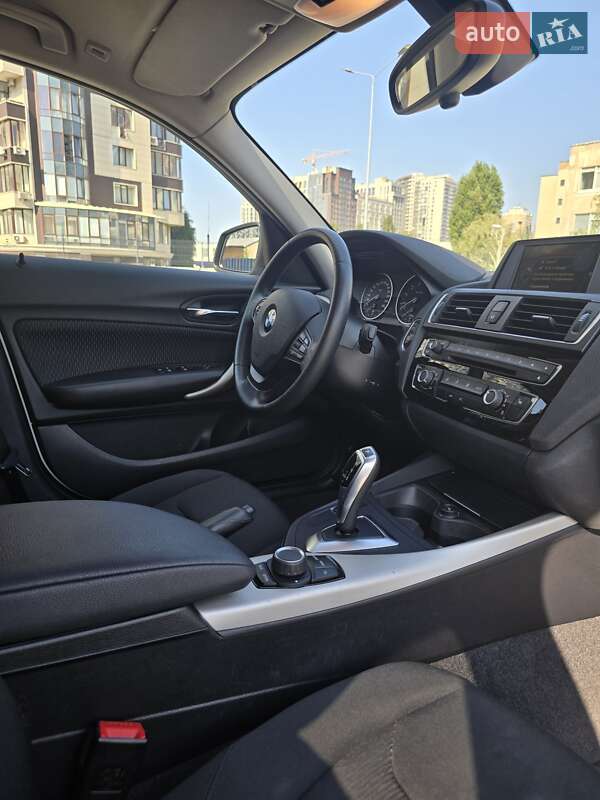 Хэтчбек BMW 1 Series 2017 в Киеве фото 10 Хэтчбек BMW 1 Series 2017 в Киеве