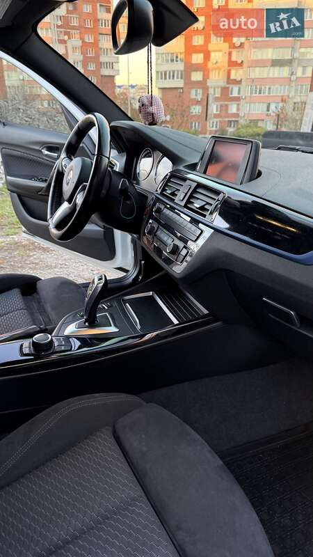 Хэтчбек BMW 1 Series 2017 в Тернополе фото 26 Хэтчбек BMW 1 Series 2017 в Тернополе