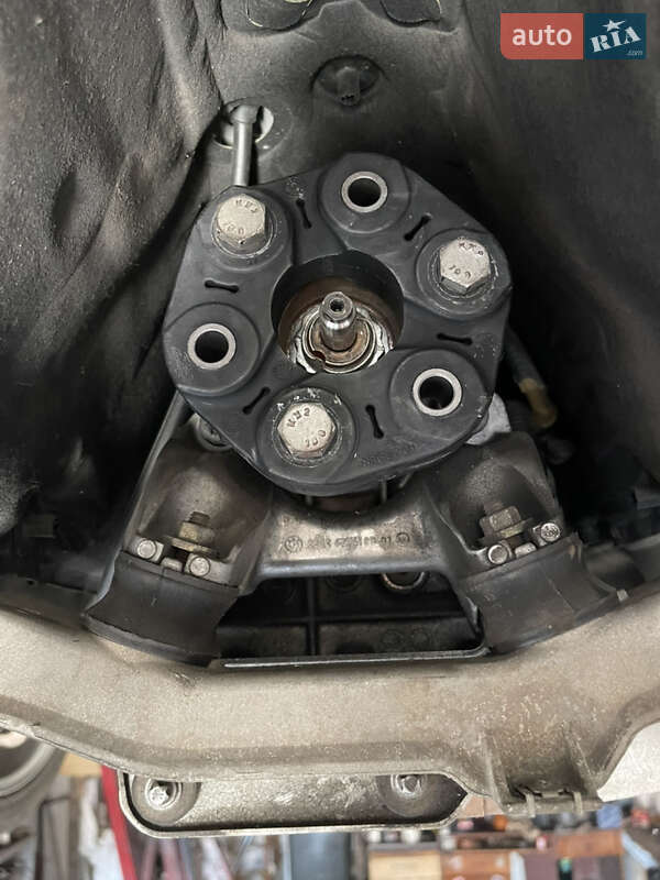 Хэтчбек BMW 1 Series 2006 в Киеве