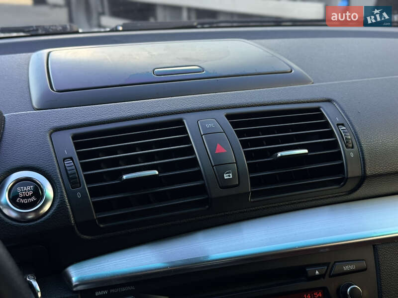 Хэтчбек BMW 1 Series 2008 в Киеве