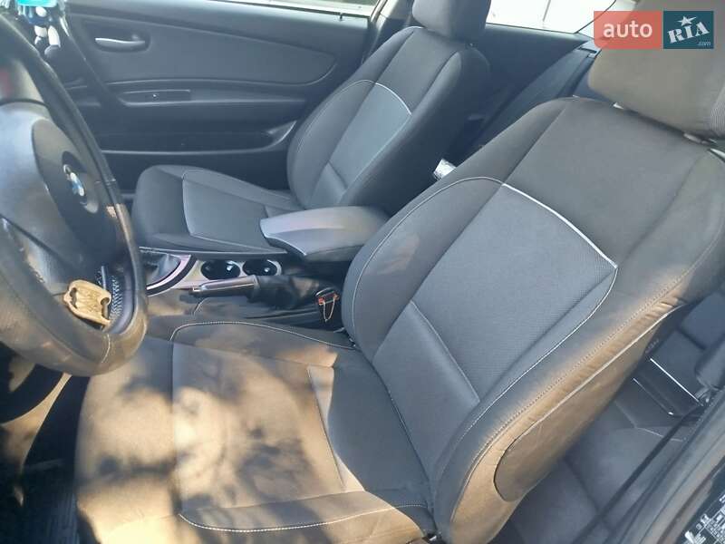 Купе BMW 1 Series 2007 в Киеве фото 14 Купе BMW 1 Series 2007 в Киеве