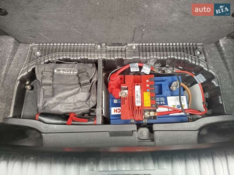 Купе BMW 1 Series 2007 в Киеве фото 24 Купе BMW 1 Series 2007 в Киеве